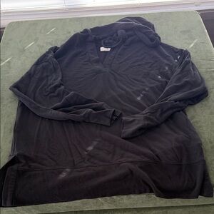 Lou & Grey Cozy Black V-Neck Pullover